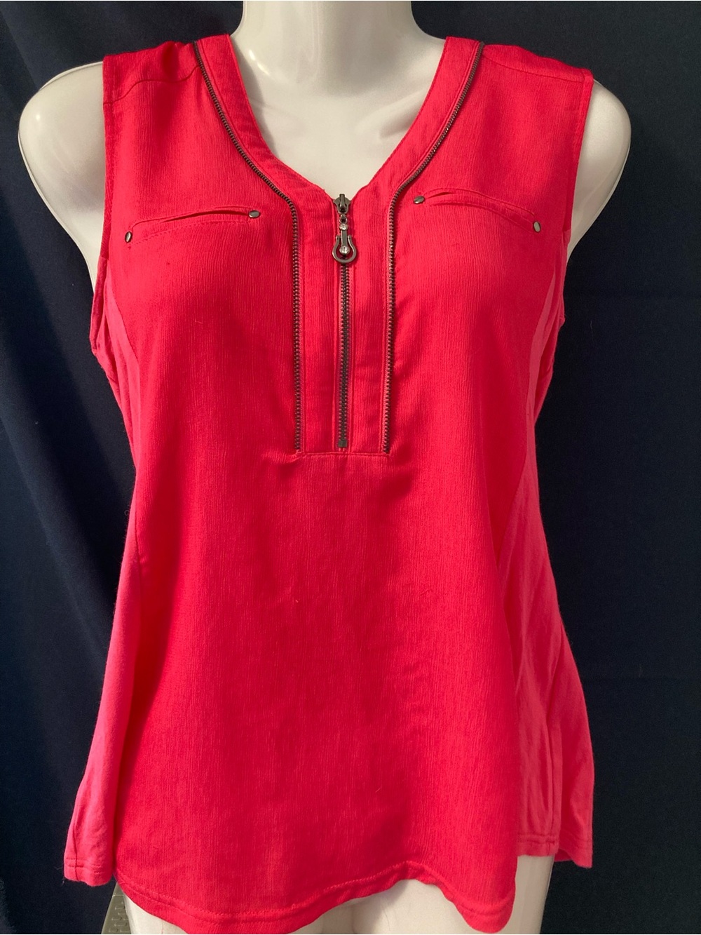 Colori Raspberry Zip Front Sleeveless Blouse Medium